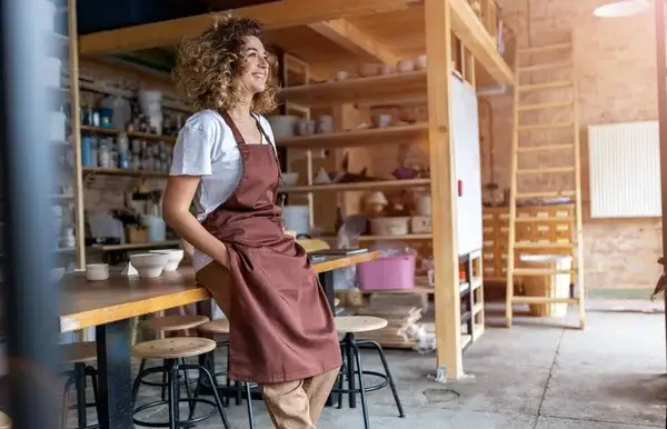 emprendedora en su negocio