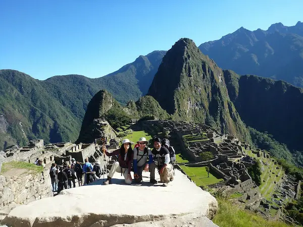 1. Quechuas Expeditions
