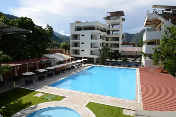 hotel casa blanca
