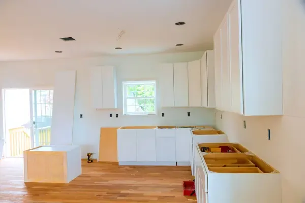 Cómo renovar tu cocina o baño sin hacer una gran inversión