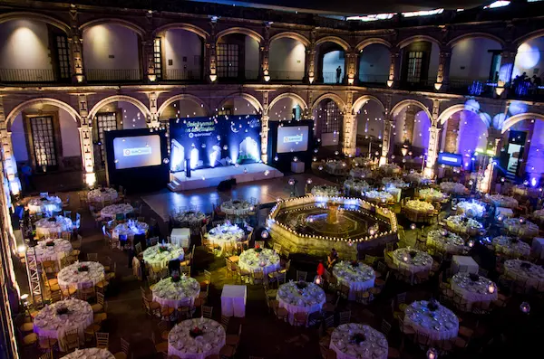 Ideas de actividades para una fiesta de fin de año empresarial memorable