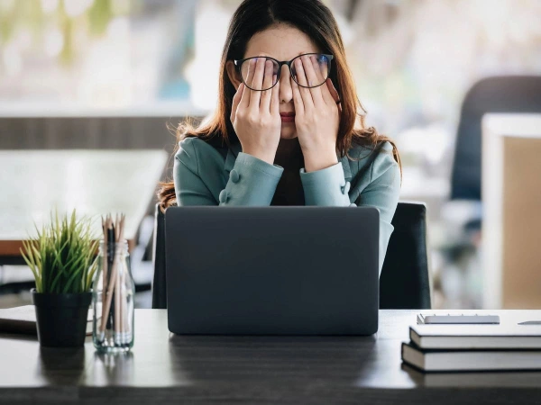 ¿Cómo prevenir el estrés laboral?