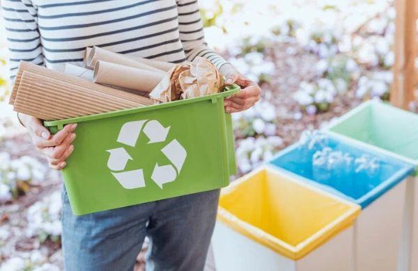 3. Lava y seca tus envases antes de reciclar