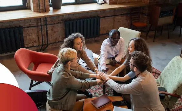 beneficios de los talleres, compañerismo,, lideres en empresas, apoyo entre coworkers 