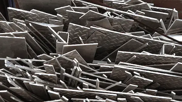 Factores para elegir entre acero inoxidable y acero galvanizado