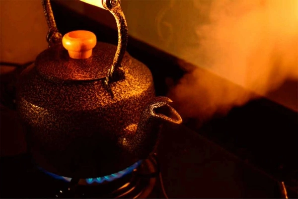 ¿Cómo se transfiere la energía térmica?