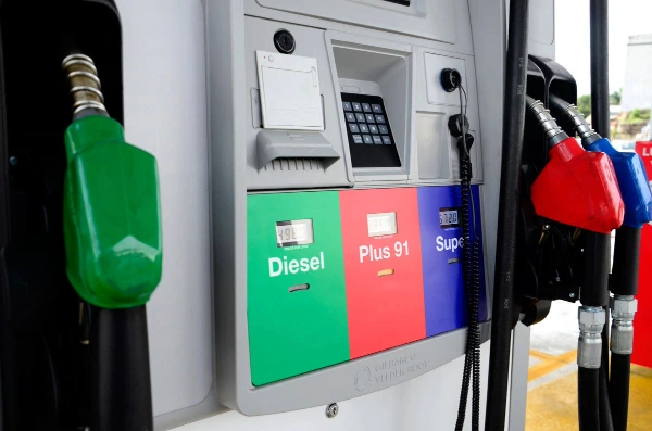 ¿Qué tipo de gasolina es mejor para tu auto en Chile?