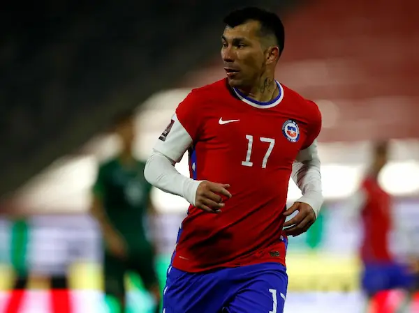 Gary Medel jugador chileno en defensa