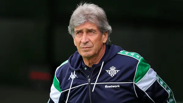 Manuel Pellegrini entrenador chileno en banca