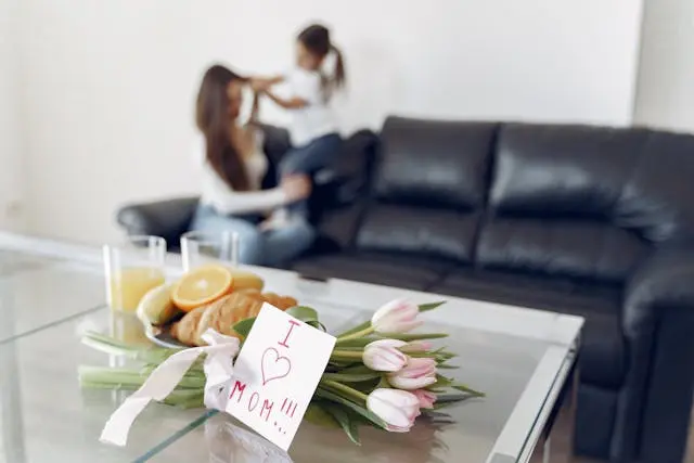 flores sobre una mesa