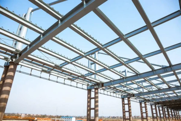 Tipos de estructuras metálicas más utilizados en la industria