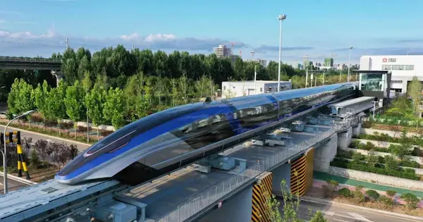 tren maglev en Japón considerado el tren más rápido del mundo