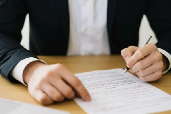 7 consejos antes de firmar un contrato